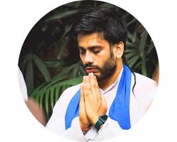 Prakhar praying at the spiritual fair Ananda Sangha Delhi - Round